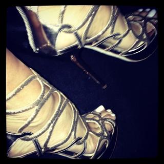 Brooke Burke feet photo thumbnail