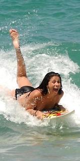 Giovanna Antonelli feet photo thumbnail
