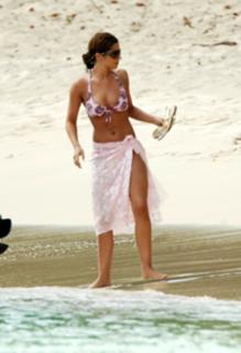 Cheryl feet photo thumbnail