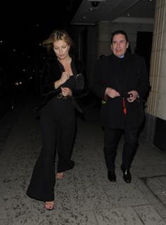 Kate Moss feet photo thumbnail