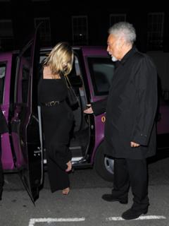 Kate Moss feet photo thumbnail