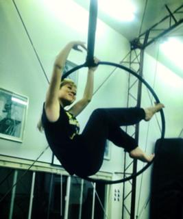 Jennette McCurdy feet photo thumbnail