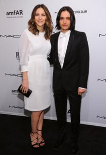 Katharine McPhee feet photo thumbnail