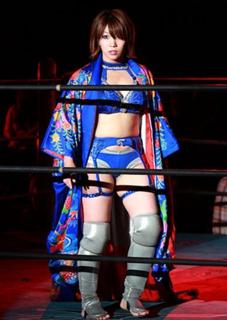 Kanako Urai feet photo thumbnail