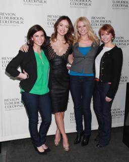 Olivia Wilde feet photo thumbnail