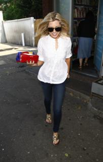 Mollie King feet photo thumbnail