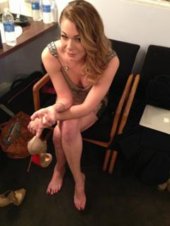 LeAnn Rimes feet photo thumbnail