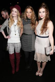 Holland Roden feet photo thumbnail