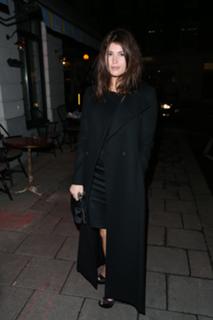 Gemma Arterton feet photo thumbnail