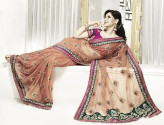 Zareen Khan feet photo thumbnail