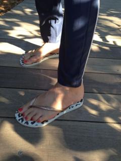 Alessia Marcuzzi feet photo thumbnail