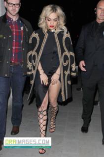 Rita Ora feet photo thumbnail