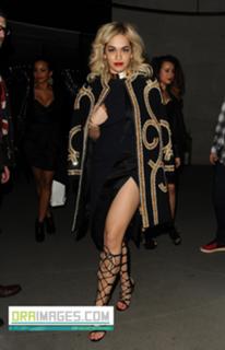Rita Ora feet photo thumbnail