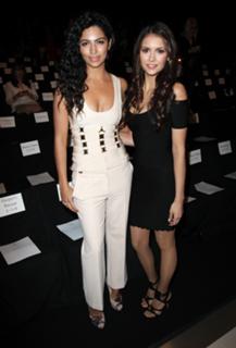 Nina Dobrev feet photo thumbnail