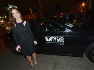 Minka Kelly feet photo thumbnail