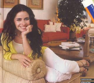 Giovanna Antonelli feet photo thumbnail