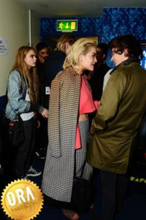 Rita Ora feet photo thumbnail