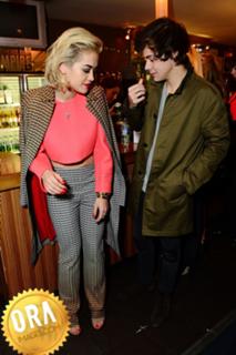 Rita Ora feet photo thumbnail
