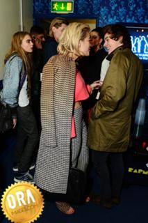 Rita Ora feet photo thumbnail