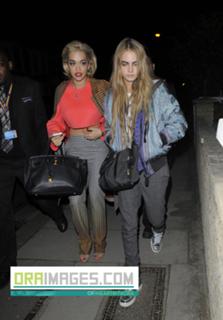 Rita Ora feet photo thumbnail