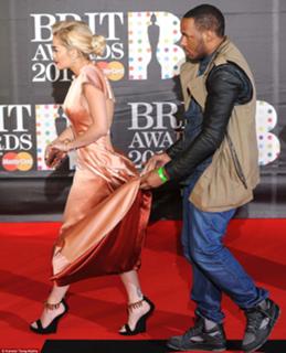 Rita Ora feet photo thumbnail