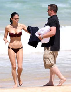 Bethenny Frankel feet photo thumbnail