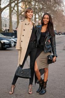 Karlie Kloss feet photo thumbnail