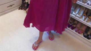 Brooke Burke feet photo thumbnail