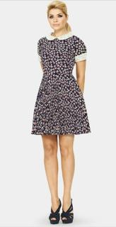 Holly Willoughby feet photo thumbnail
