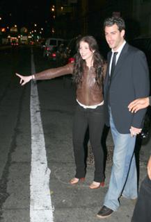 Michelle Trachtenberg feet photo thumbnail