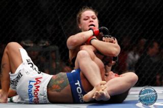 Ronda Rousey feet photo thumbnail