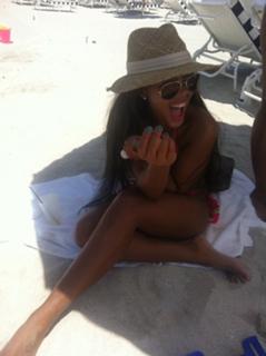 Angela Simmons feet photo thumbnail