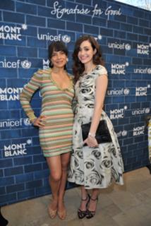 Emmy Rossum feet photo thumbnail