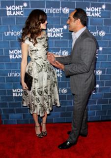 Emmy Rossum feet photo thumbnail