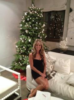 Denise Austin feet photo thumbnail