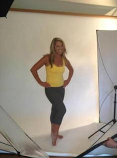 Denise Austin feet photo thumbnail
