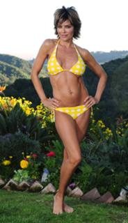 Lisa Rinna feet photo thumbnail