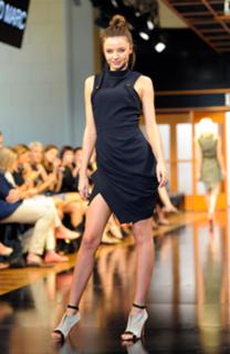 Miranda Kerr feet photo thumbnail