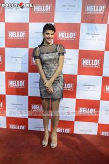 Jacqueline Fernandez feet photo thumbnail