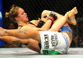 Ronda Rousey feet photo thumbnail