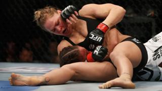 Ronda Rousey feet photo thumbnail