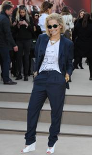 Rita Ora feet photo thumbnail