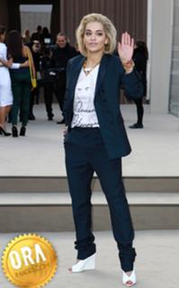 Rita Ora feet photo thumbnail