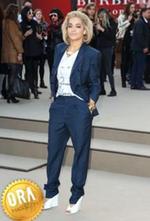 Rita Ora feet photo thumbnail