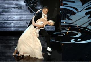 Charlize Theron feet photo thumbnail