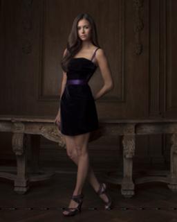 Nina Dobrev feet photo thumbnail