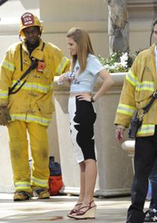 AnnaLynne McCord feet photo thumbnail