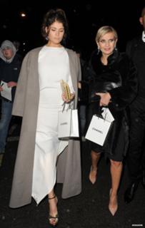 Gemma Arterton feet photo thumbnail