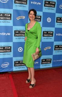 Carla Gugino feet photo thumbnail