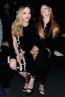 Jessica Chastain feet photo thumbnail
